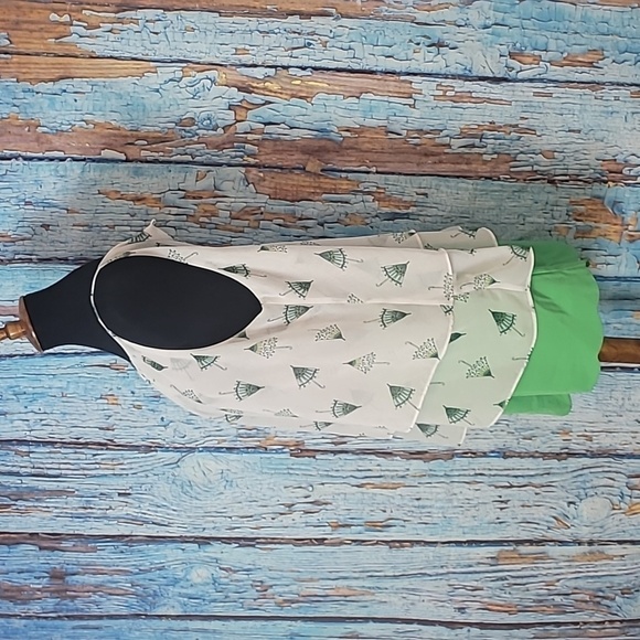 NY&CO cami and scallop shorts 2 piece outfit large - Picture 4 of 14